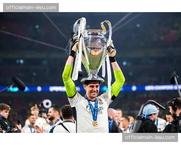 皇马赛季目标调整：确保欧冠资格成现实任务